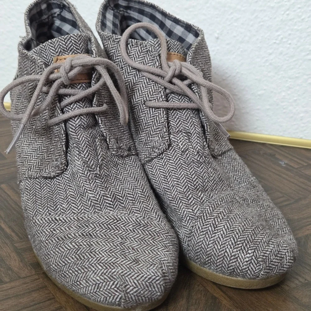 Toms Desert‎ Herringbone Tweed Wedge ankle boots womens size 7.5